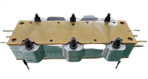 Portable TPU handrail splicing mold